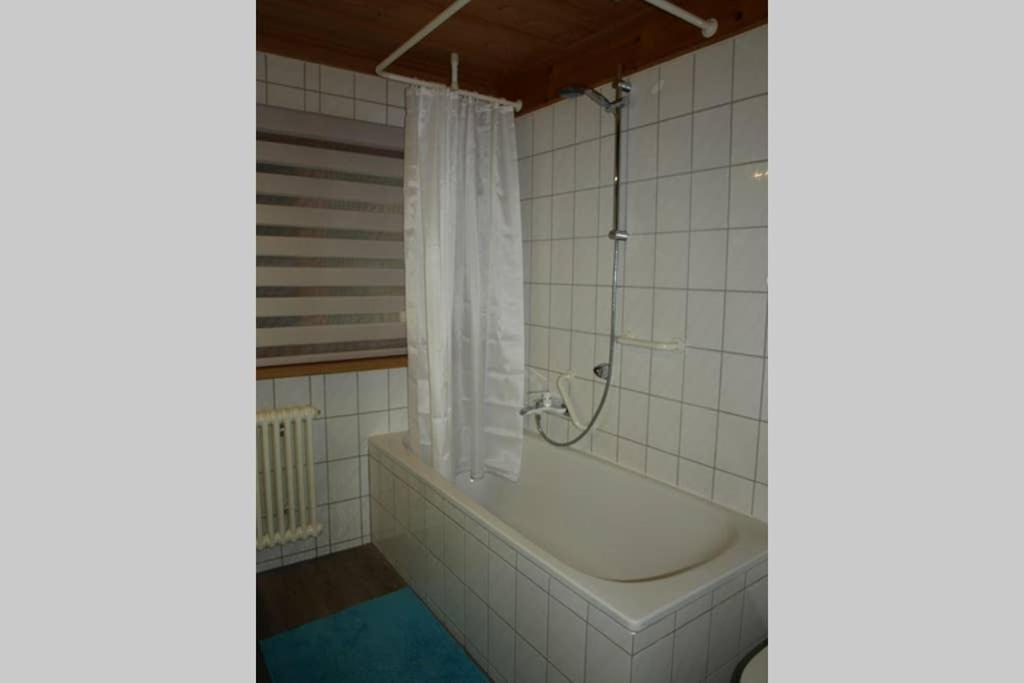 Grosszugige Ferienwohnung Am Kloster Kirchzarten Ngoại thất bức ảnh